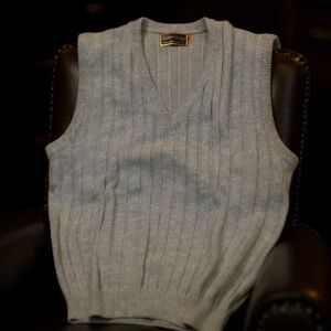 NWT Men’s Comfort Knits Sweater Vest